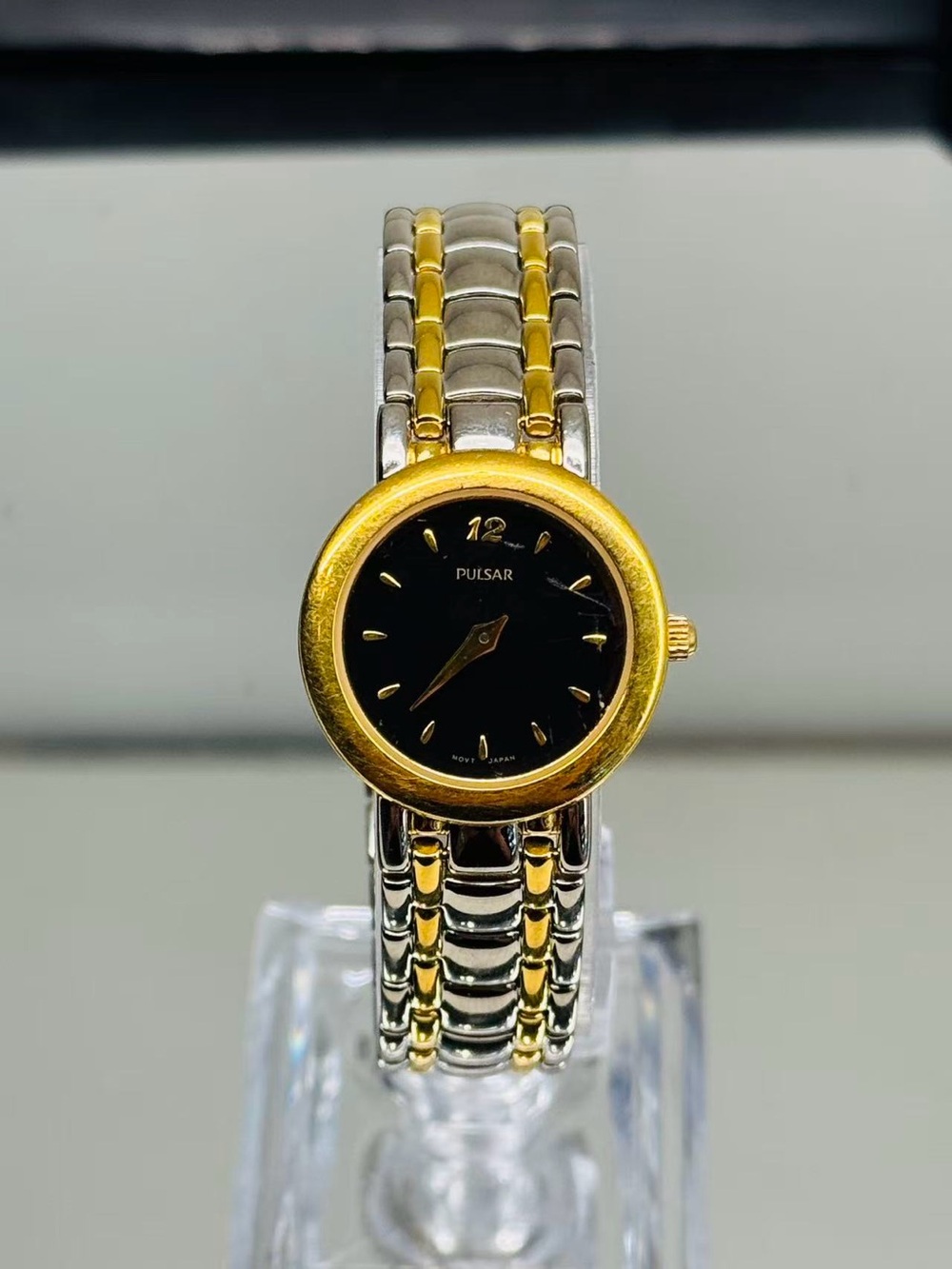 Vintage Pulsar Quartz Ladies Watch Two Tone Black Dial Japan New Battery Runs